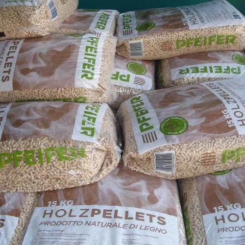 Drevené pelety PFEIFER A1 6 mm 15 kg / Paleta 1050 kg (70 ks x 15 kg)